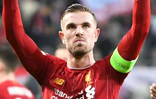 Đội trưởng Liverpool nói gì về viễn cảnh nâng cúp không người hâm mộ?