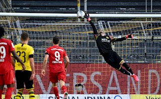 Người hùng Bayern vui mừng với bàn thắng tuyệt vời nhất trong sự nghiệp