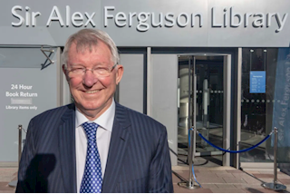 Sir Alex có cách giết thời gian cực độc mùa cách ly