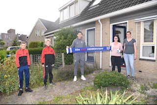 Văn Hậu ghi điểm với fan tại Hà Lan