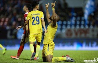 ẢNH: Rafaelson - quái vật gieo sầu cho cả HAGL lẫn Than Quảng Ninh