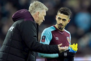 Trò cưng thầy Moyes đòi vaccine mới chịu đá bóng