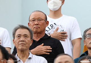 HLV Park Hang Seo dự khán hai trận cầu đinh ở vòng 3 V-League