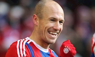 Bayern mời Arjen Robben trở lại, và đây là câu trả lời?