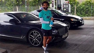 Mohamed Salah và hành động khiến NHM ngả mũ thán phục?