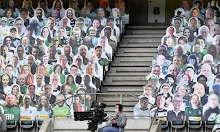 Sự sôi động trên khán đài mùa dịch: Khi công nghệ ra tay