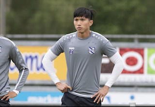 Đoàn Văn Hậu tự động viên mình trong hy vọng trụ lại Heerenveen