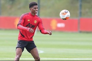 Sau việc nước, “hiệp sĩ” Rashford trở lại lo việc nhà