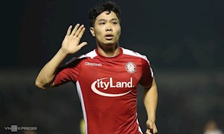 VIDEO: Công Phượng nở hoa trên sân Thống Nhất bằng cú đúp vào lưới Viettel