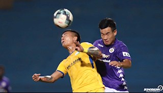 Thấy gì sau trận cầu đinh Hà Nội 0-1 SLNA?