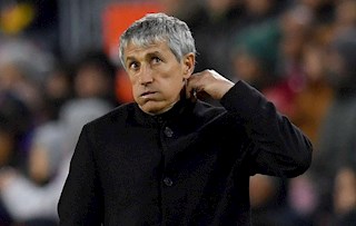 Barca sảy chân, HLV Setien rủa Real cũng ngã theo