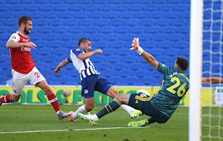 Thống kê Brighton 2-1 Arsenal: Kỷ niệm khó quên của “Mòng biển”