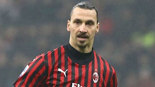 NÓNG: Đến Ibrahimovic cũng nhiễm Covid