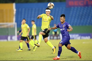 Trên sân cỏ, Quang Hải vẫn là chính mình