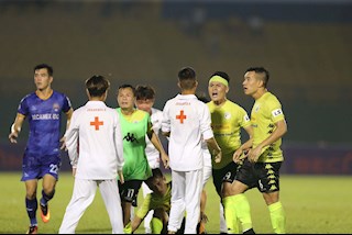 Lý do gì khiến Thành Lương ‘nổi đóa’ với đội khiêng cáng?