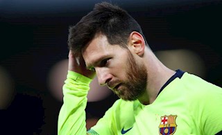 Barca tiết lộ lý do Messi chỉ tập một mình những ngày qua