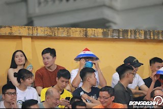 Xuân Trường lặng lẽ tới chứng kiến thất bại của đội nhà trước Hà Nội FC