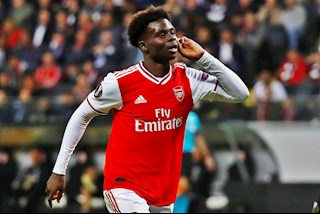 Bukayo Saka: Hành trình bắt đầu từ bức hình của Jack Wilshere