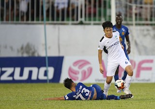 HAGL chốt quân xanh trước ngày V-League trở lại
