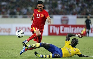 Ngày này năm xưa: Bầu Đức mang Ngoại hạng Anh tới Việt Nam
