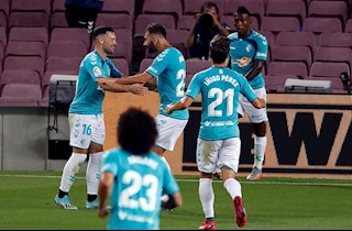 Barca thua sốc trong ngày Real Madrid đăng quang