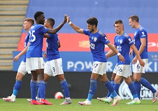 Tìm lại bản ngã, Leicester bảo vệ vị trí thứ 4