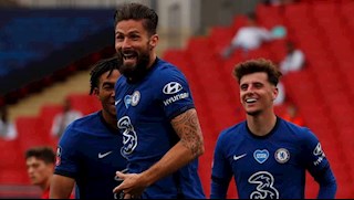 Sao Chelsea bất ngờ khi De Gea bị đánh bại dễ dàng