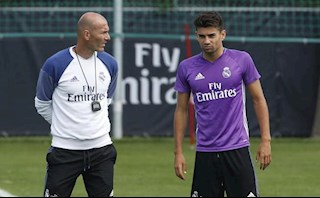 Con trai HLV Zidane phải bật bãi khỏi Real Madrid