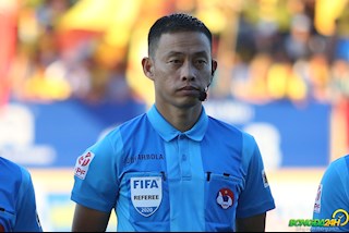 HLV Polking: Trọng tài như muốn tôi tránh xa