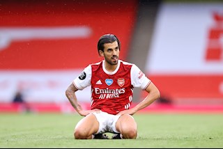 Hà tiện quá đà, Arsenal gặp khó vụ Ceballos