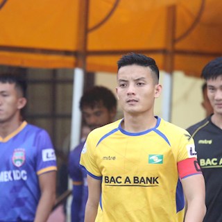 Đội trưởng SLNA mang tin vui cho các đồng đội