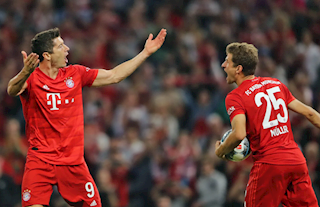 Thomas Muller cay cú khi Lewandowski mất danh hiệu Chiếc giày vàng