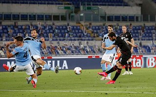 Lazio 0-3 AC Milan: Thua sốc tại sào huyệt, Lazio giương cờ trắng trong cuộc đua Scudetto