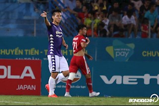 Đỗ Hùng Dũng tiếc nuối vì đồng đội chạy chỗ không tốt trong pha tấn công nguy hiểm