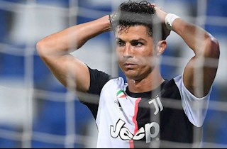 HLV Juventus nhắn Ronaldo: “Thông minh thì nghỉ đi!”