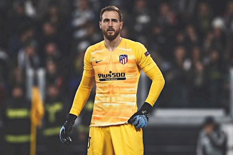 1 trong 2 cầu thủ Atletico nhiễm Covid là Oblak?