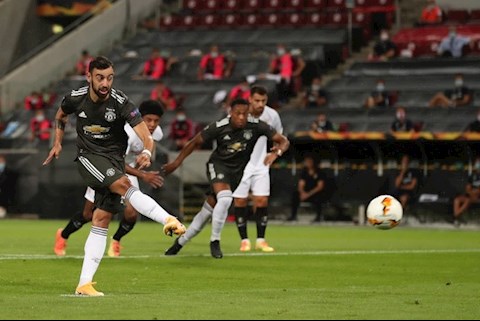 ‘Bay’ từ bán kết, Bruno Fernandes vẫn là số 1 Europa League
