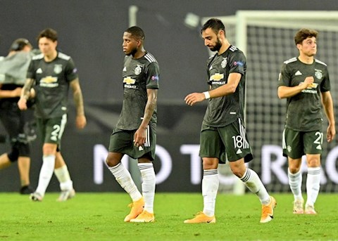 Paul Scholes chỉ ra cầu thủ MU chơi tệ nhất trước Sevilla