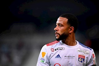 Lyon bật đèn xanh cho Depay chuyển đến Barca