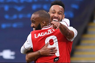 Lacazette: Tôi chẳng liên quan gì tới Aubameyang