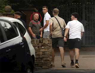 Nhiều NHM mất niềm tin với huyền thoại Paul Scholes