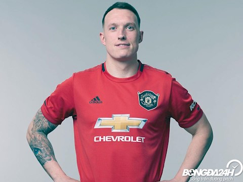 Tiểu sử trung vệ Phil Jones