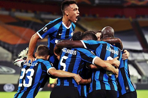 Nguyên nhân nào khiến chung kết Europa League 21 năm qua vắng bóng đại diện Italia ?