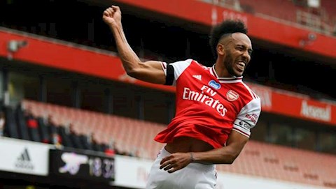 Willian yêu cầu Arsenal giữ chân Aubameyang