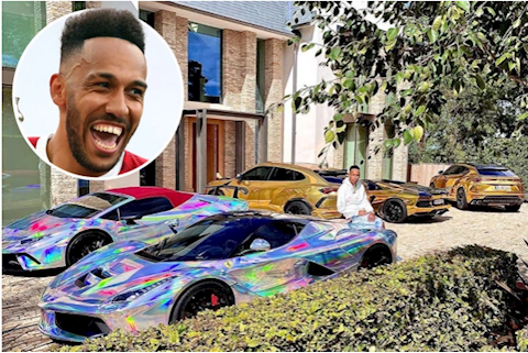 Choáng váng với bộ sưu tập siêu xe của Aubameyang