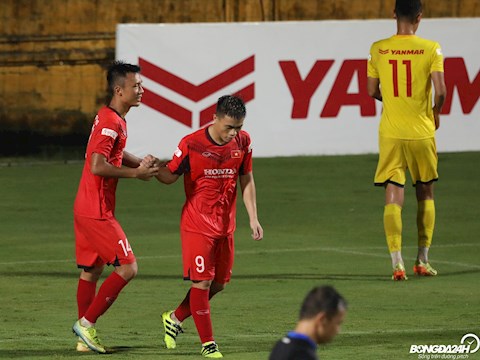 Trận thuỷ chiến của U22 Việt Nam kết thúc với tỉ số siêu đậm
