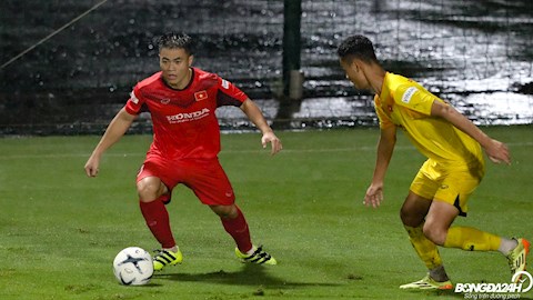 VIDEO: Sao U22 Việt Nam bắt bóng sống đẳng cấp, phá lưới Becamex Bình Dương