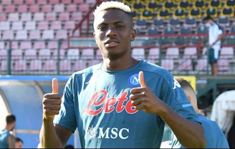 HLV Napoli: “Bom tấn” 80 triệu euro nào so được với Pele hay Maradona