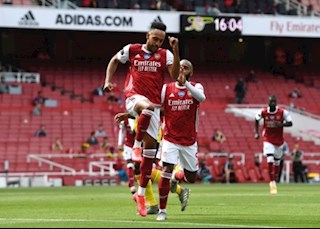 Aubameyang sánh ngang với Thierry Henry nếu làm được điều này?