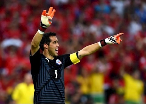 Rời Man City, Claudio Bravo CHÍNH THỨC có bến đỗ mới
